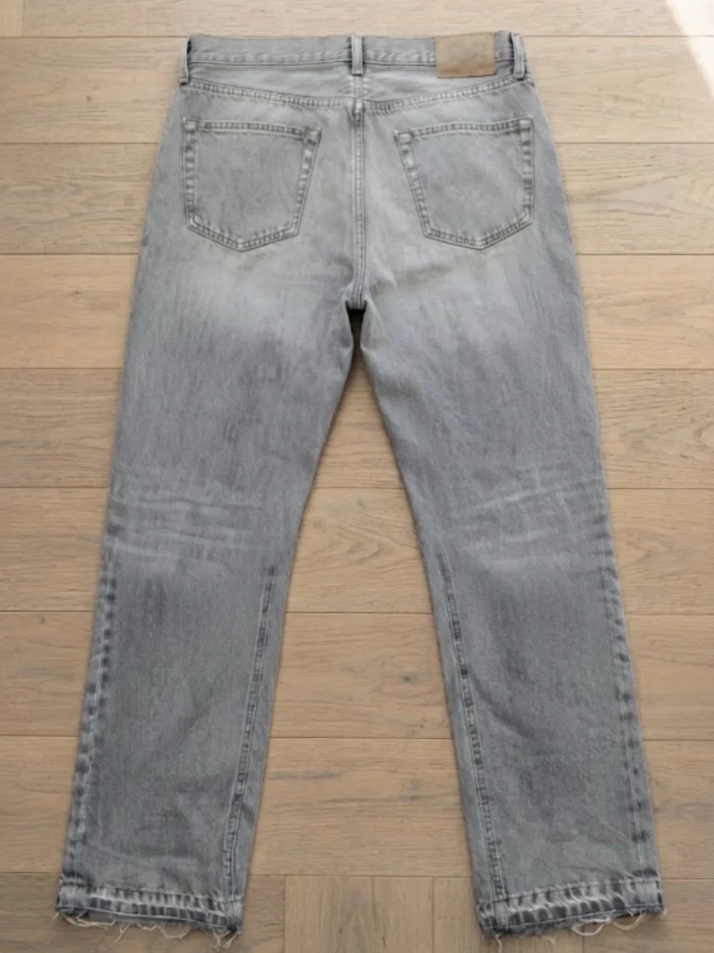 Zara distressed Men's Washed Gray Jeans